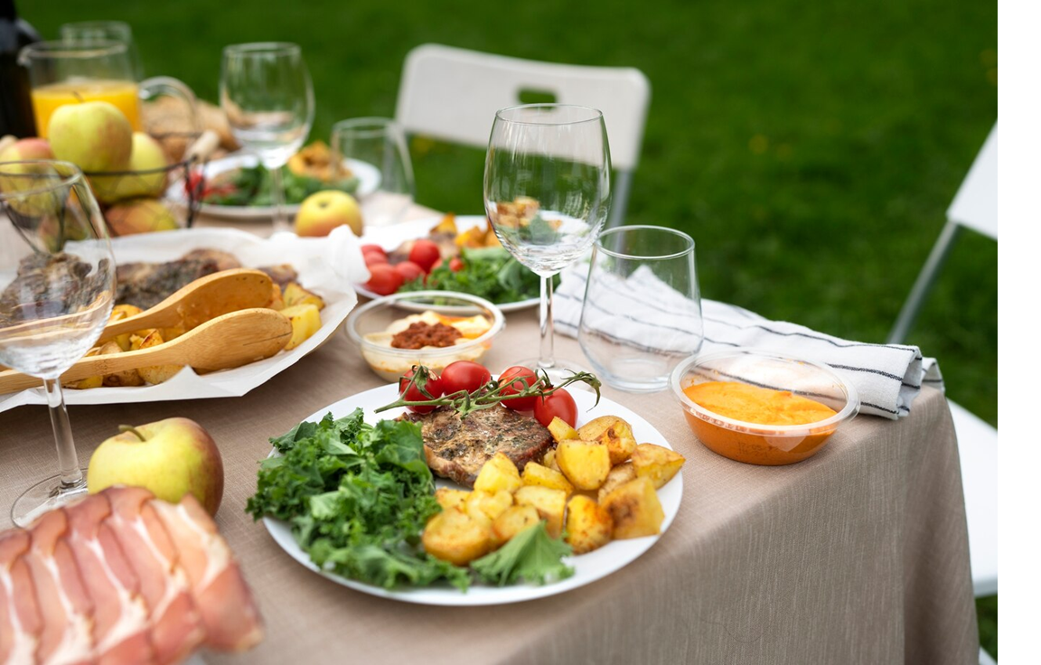 Farm-to-table dining
